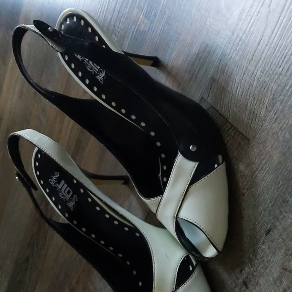 🖤SOLD 🖤JLo heels - Picture 1 of 4